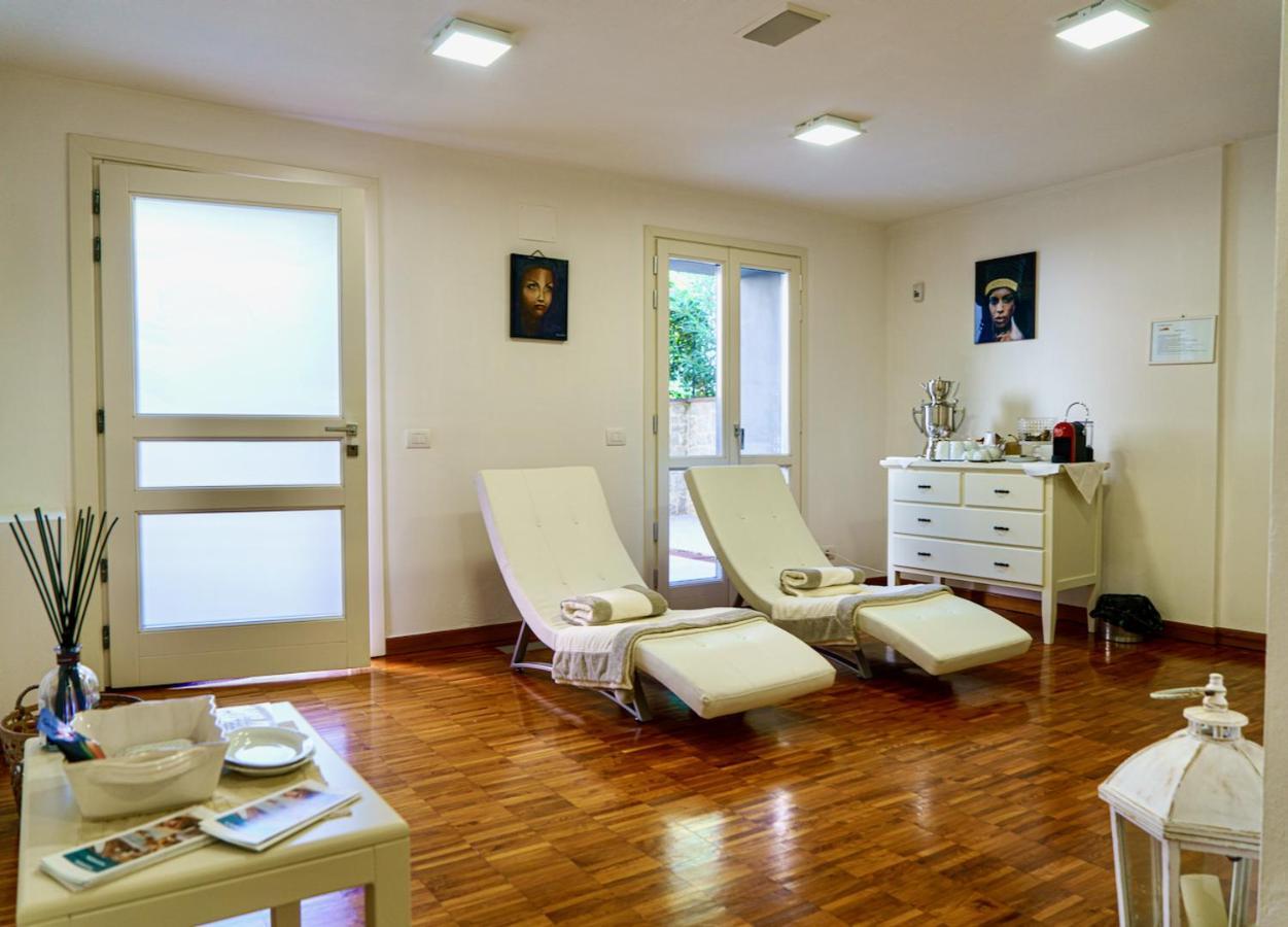 Appartamenti & Villa Il Delfinetto San Vincenzo Buitenkant foto